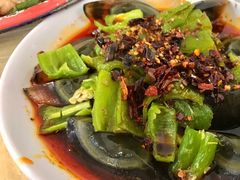 青椒皮蛋-东吴霸王兔(松青路店)