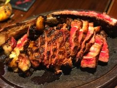 -恰餐厅及酒吧 CHAR Bar & Grill (北京丽都皇冠假日店)