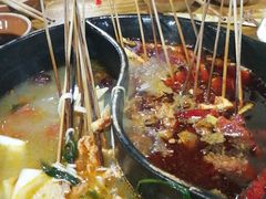 -灌县老妈砂锅串串香(万科红生活广场店)