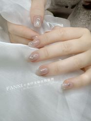 点击看大图 -Fanni美甲美睫皮肤管理