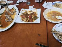 酱爆田鸡-品雅轩农家乐