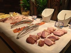 -OPEN開全日自助餐厅·西餐·海鲜(佛山希尔顿酒店)