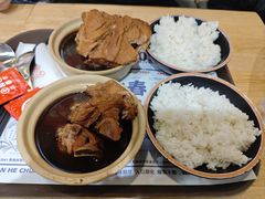 -万和春排骨砂锅米饭(新业广场店)