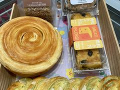 -好利来(高新枫叶广场店)