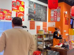 -荆九爷爆炒桥头三嫩(云南北路店)