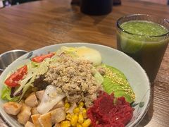 -POKEE VIA&Brunch·维娅(重庆来福士店)