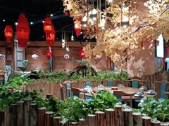 -老滇山寨•云南特色菜•地方菜•民族风情歌舞表演(金碧店)