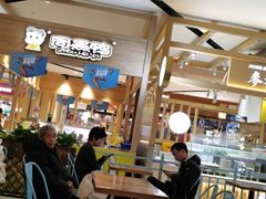 大堂-周黑鸭(宁波鄞州区环球银泰城店)