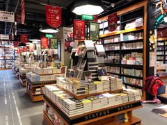 -西西弗书店&矢量咖啡(来福士广场店)