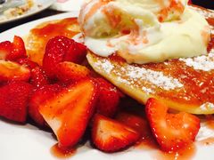 -Pancakes on the rocks(Darling Harbour)