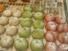-顶东面包花园·生日蛋糕(世博店)