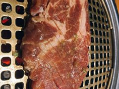 秘制梅花肉-唯成•韩国炭火烤肉 유성고기