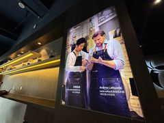 -瑞幸咖啡(新世界中心店)