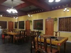 -峰瑞藏地美食·石锅鸡·牦牛肉(大昭寺品牌店)