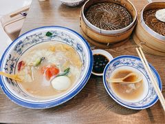 三鲜馄饨-刘长兴(逸仙桥店)