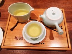 -梅间堂茶馆(绿地缤纷城店)