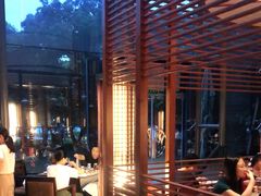 -松山湖凯悦酒店·Café自助餐厅·周末火舞秀表演