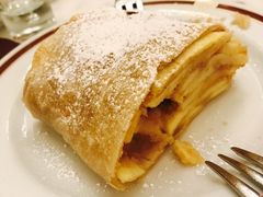 -Cafe Sacher(WIEN)
