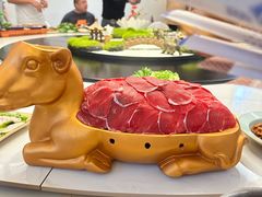 -周老三跷脚牛肉·全牛火锅(非遗传承店)