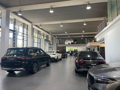 -上海星瀚奔驰4S店(红柳路店)