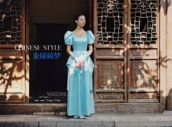 -雪中彩影婚纱摄影·微光艺术中心