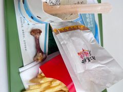 -麦当劳(假日广场店)