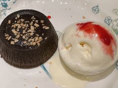 巧克力熔岩蛋糕-玛格萝妮比萨屋(四平店)