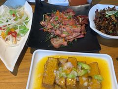 -隔壁老王·家常云南菜(花巷店)