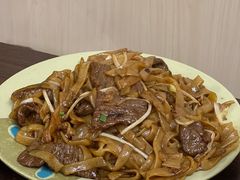 炒牛河-美食店(华贵路店)
