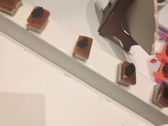 -贝勒爷·酥不腻烤鸭