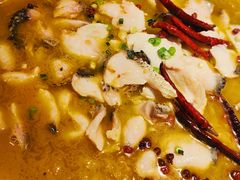 东北酸菜鱼-东北小二东北菜(大车家巷店)
