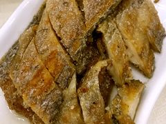 -楼外楼·停车场