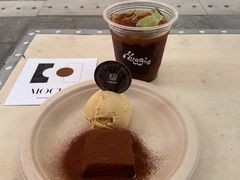 -HUGS coffee(东区店)