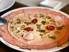 小牛肉薄片配金枪鱼酱-Atto Primo