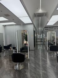 -M6 SALON