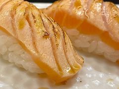 火炙三文鱼腩寿司-Sushi Hanzo半藏(天环广场店)
