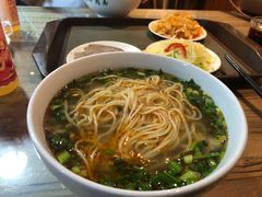 -陇上全荟兰州传统牛肉面(延吉路店)