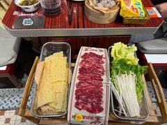 -沙胆彪炭炉牛杂煲(上海日月光广场店)