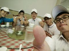 -鲁班小馆(政四街店)