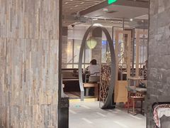 -湊湊火锅·茶憩(南京东路悦荟店)