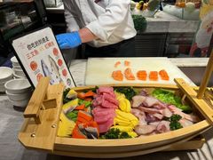 -飨食汇全日制餐厅·昆山皇冠假日酒店(九方店)