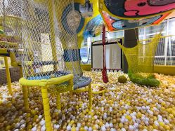 -反弹蹦床公园·运动乐园·团建·亲子派对(深圳观澜湖店)