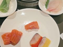 -钱小奴海鲜自助黑金店(杭州滨江龙湖店)