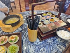 -桥香园过桥米线(国贸店)
