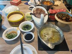 -龙聚德北京烤鸭(沙坪坝华宇A馆店)