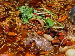 -麻六记(凤凰汇店)