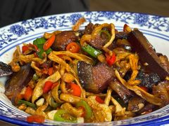 -三湘四水正宗湘菜(君峰路店)