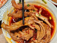 -佬牌火辣辣衢州特色菜(皇冠总店)