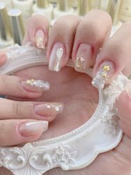 -芊屿芊浔美甲