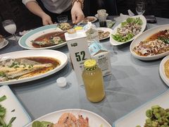 -新丁香海鲜主题餐厅(现代花园店)